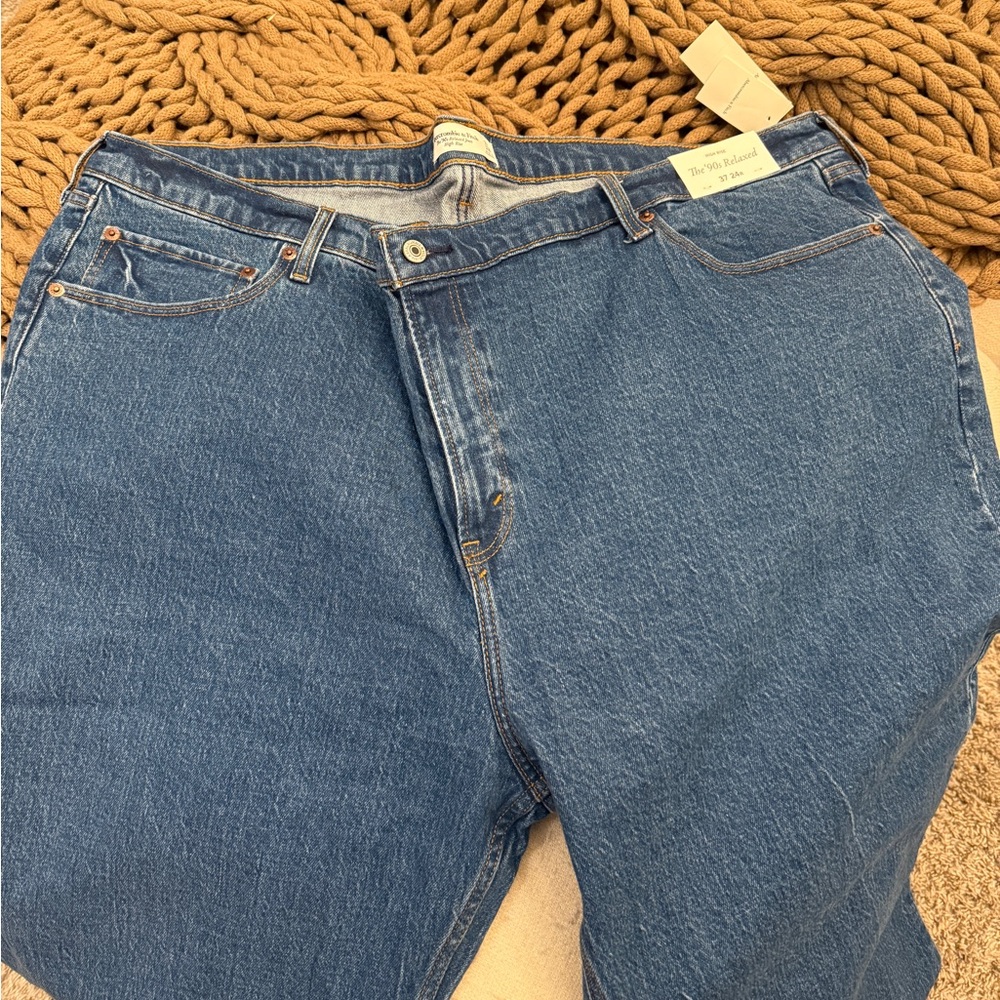 Relaxed fit Abercrombie jeans